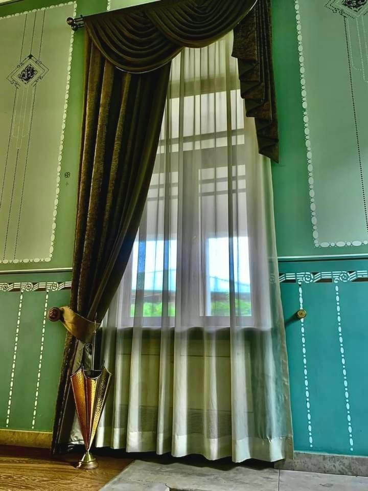 Boutique Hotel Argo Кутаиси Экстерьер фото