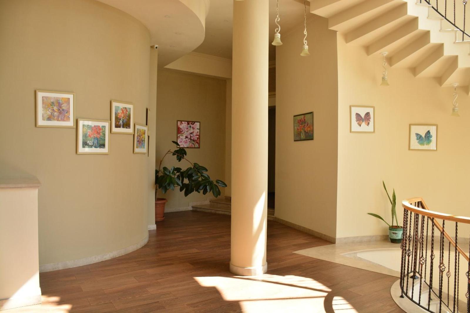 Boutique Hotel Argo Кутаиси Экстерьер фото